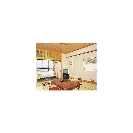 Ryokan Iriumi Sado Exterior photo